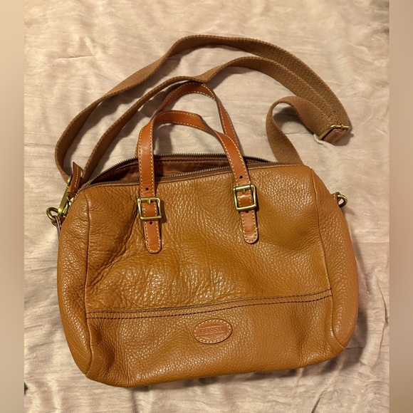 Shopper in pelle lucida, marrone | Intrend